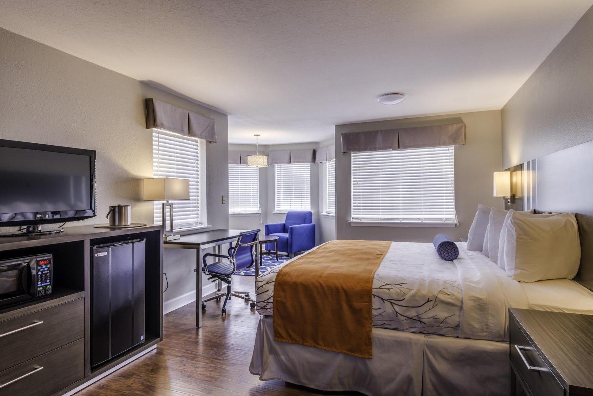 Guesthouse Inn & Suites Лексингтън Стая снимка
